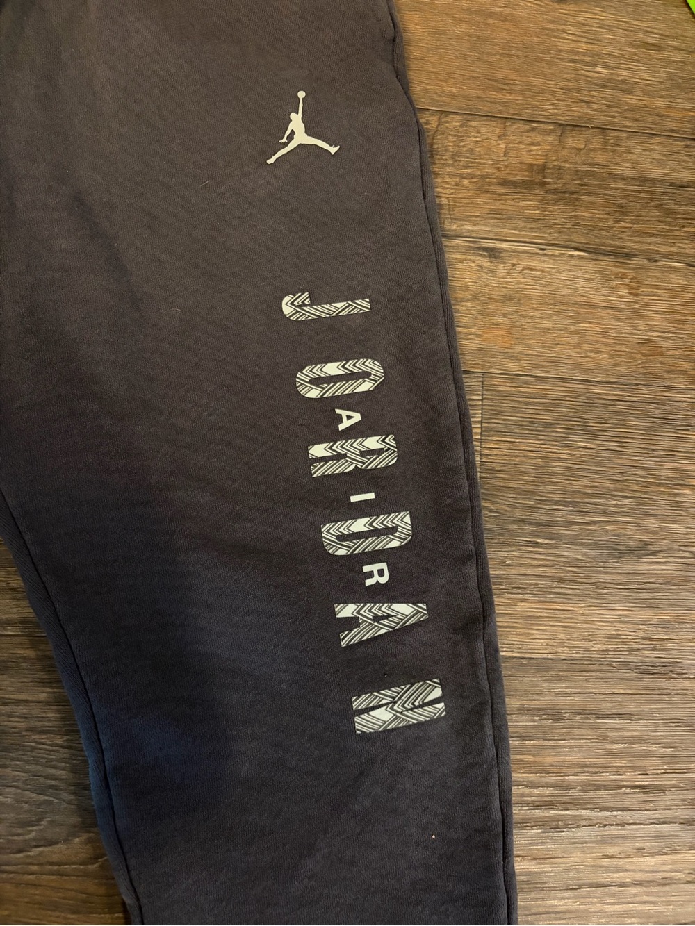 Nike Men's Jordan Chinese New Year GCEL Fleece Athletic Causal Joggers Small - Picture 2 of 8